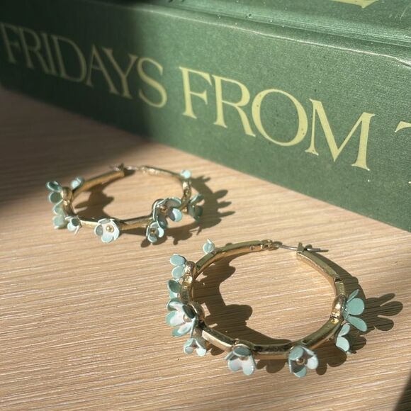 lonna & lilly | wildflower blue and gold hoops - Picture 3 of 9